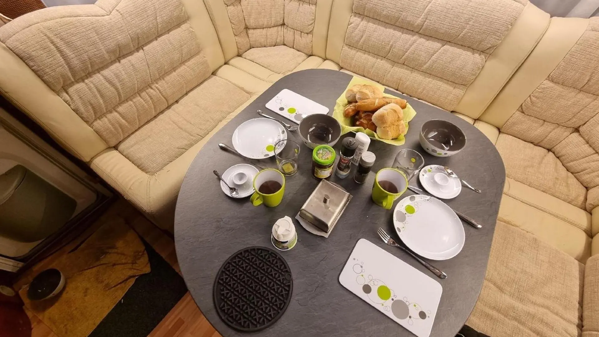 Apartment Klimatisierter Caravan Mit Umzaeuntem Stellplatz Untergriesbach